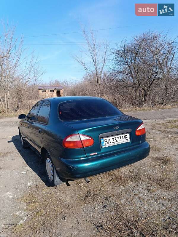 Седан Daewoo Sens 2004 в Долинській