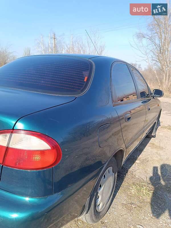 Седан Daewoo Sens 2004 в Долинской