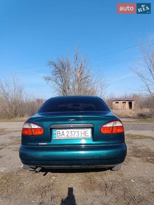 Седан Daewoo Sens 2004 в Долинской