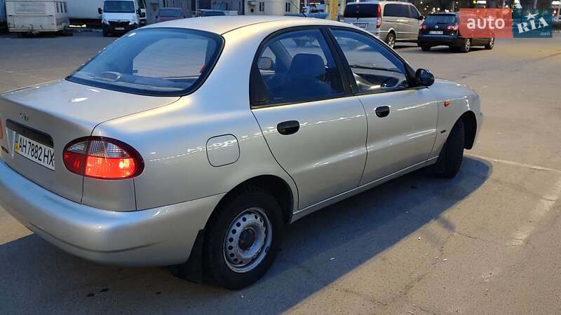 Седан Daewoo Sens 2003 в Днепре