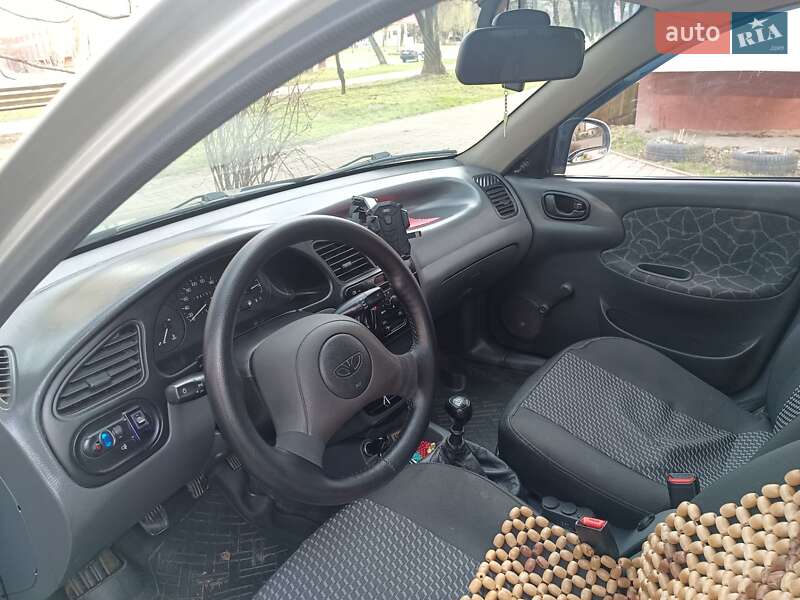 Седан Daewoo Sens 2004 в Тлумаче