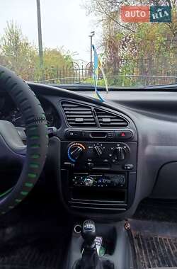 Седан Daewoo Sens 2002 в Харькове