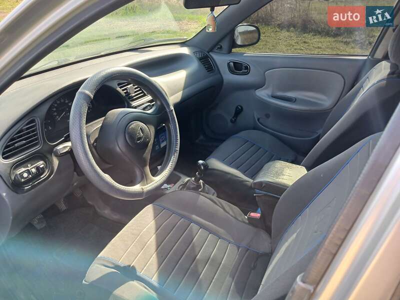 Седан Daewoo Sens 2005 в Днепре