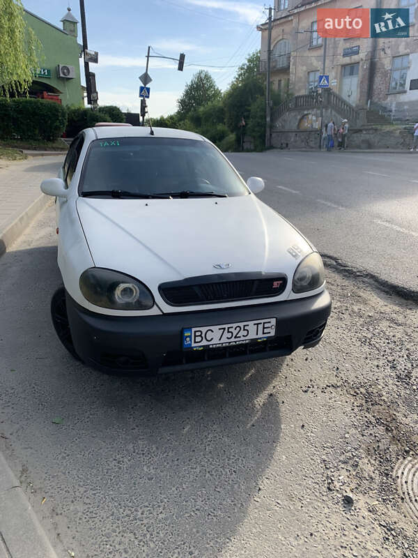 Седан Daewoo Sens 2003 в Львове