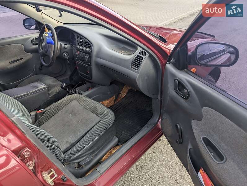 Седан Daewoo Sens 2005 в Днепре