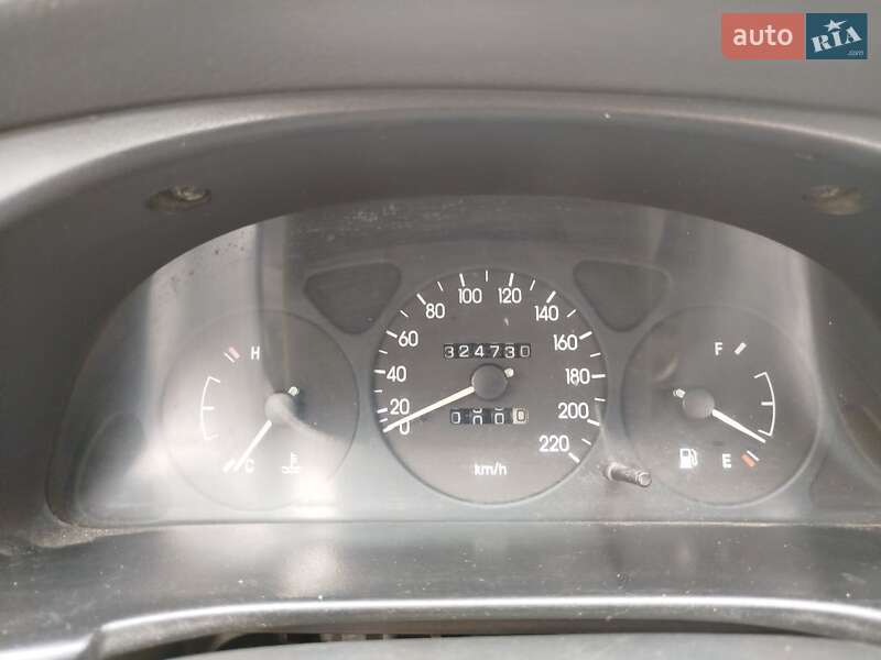 Седан Daewoo Sens 2004 в Межгорье
