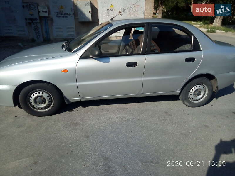 Седан Daewoo Sens 2006 в Днепре