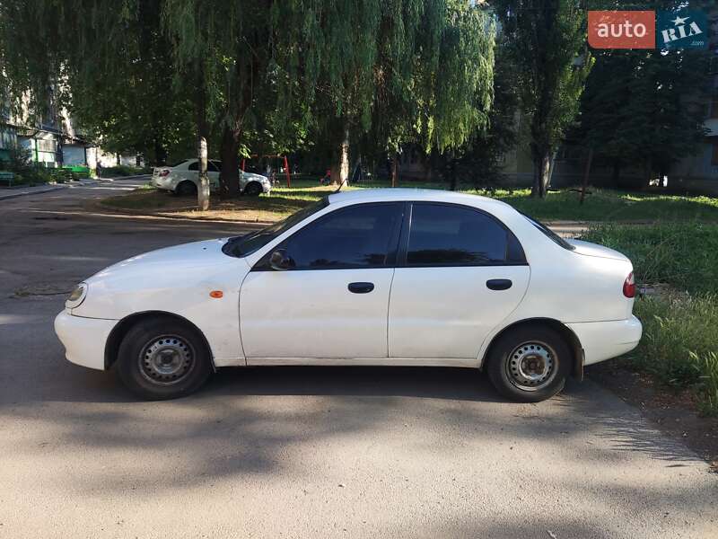 Седан Daewoo Sens 2003 в Никополе