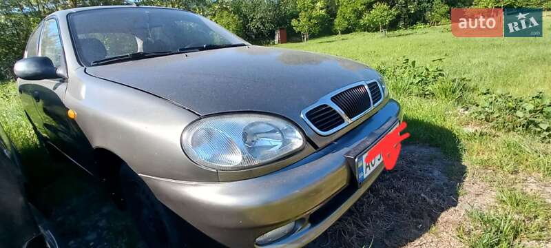 Седан Daewoo Sens 2005 в Рахове