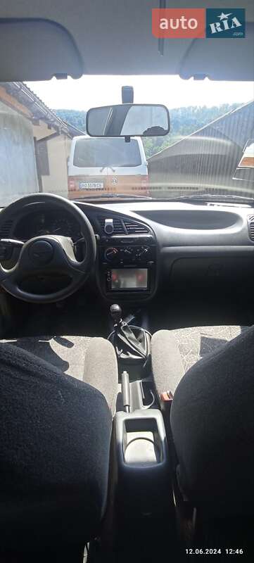 Седан Daewoo Sens 2006 в Перечині