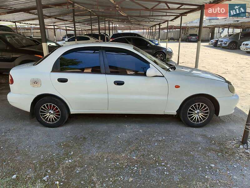 Седан Daewoo Sens 2006 в Днепре