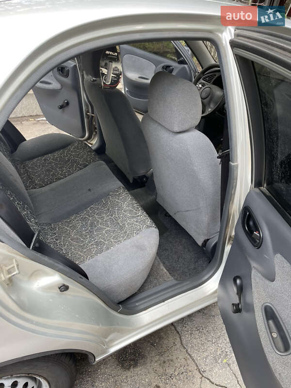 Седан Daewoo Sens 2006 в Жовтих Водах