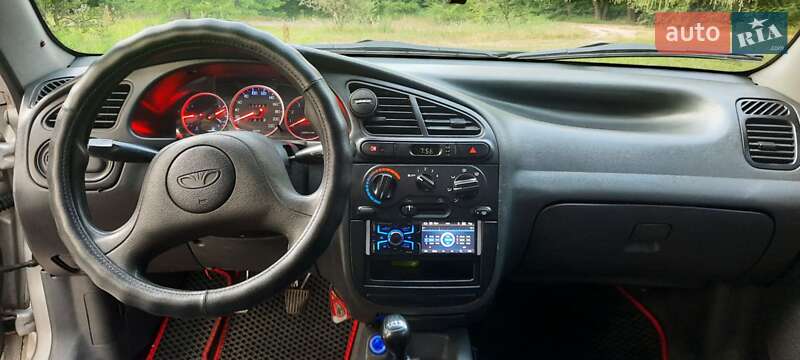 Седан Daewoo Sens 2002 в Киеве