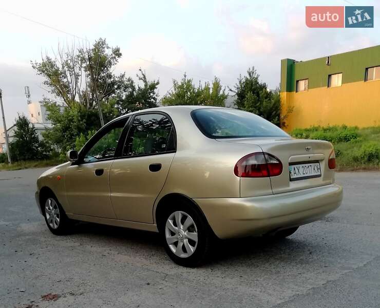 Седан Daewoo Sens 2004 в Харькове