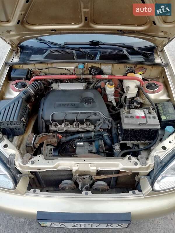 Седан Daewoo Sens 2004 в Харькове