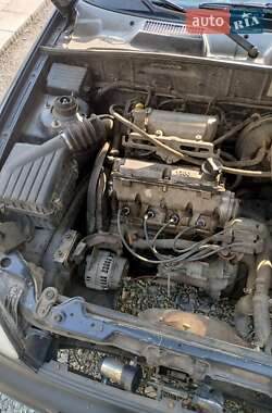 Седан Daewoo Sens 2004 в Львове