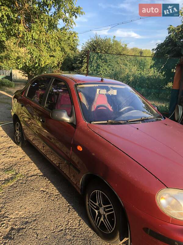 Седан Daewoo Sens 2005 в Диканьці