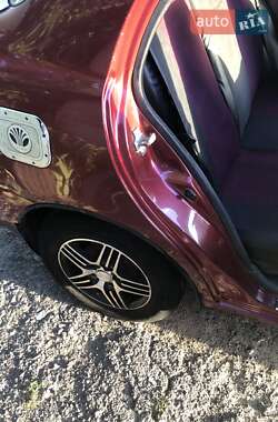 Седан Daewoo Sens 2005 в Диканьці