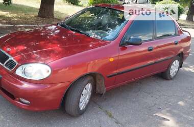 Седан Daewoo Sens 2006 в Мирнограді