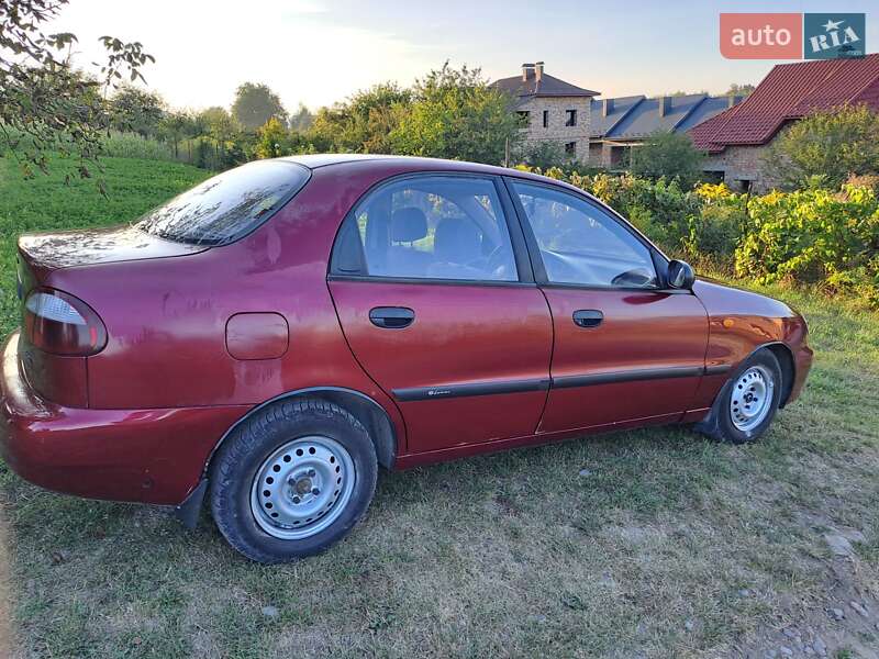Седан Daewoo Sens 2006 в Чернівцях
