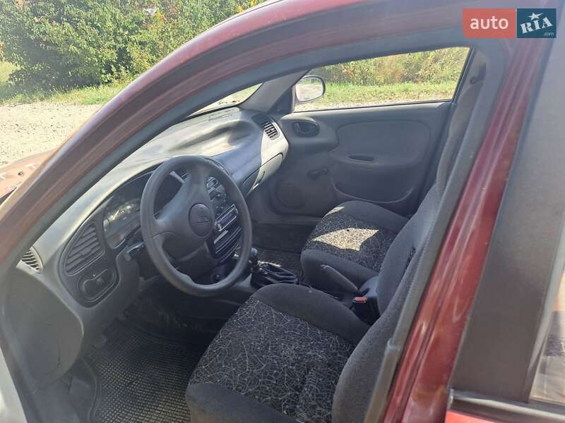 Седан Daewoo Sens 2006 в Чернівцях