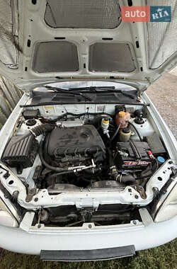 Седан Daewoo Sens 2011 в 