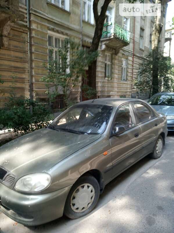 Седан Daewoo Sens 2004 в Львове