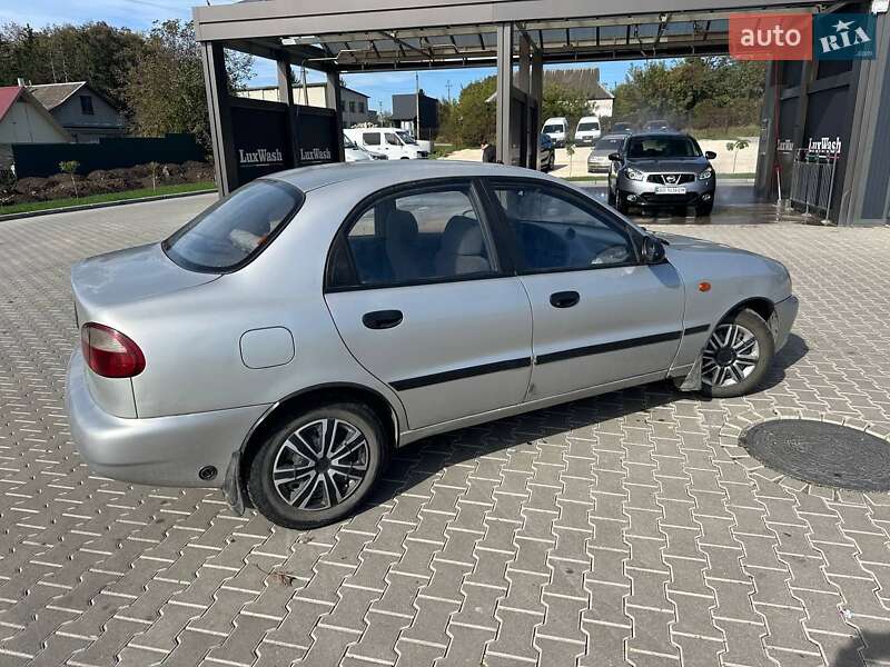 Седан Daewoo Sens 2004 в Шумске