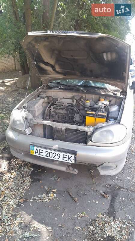 Седан Daewoo Sens 2004 в Дніпрі