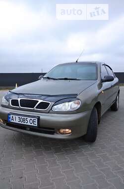 Седан Daewoo Sens 2004 в Кагарлику