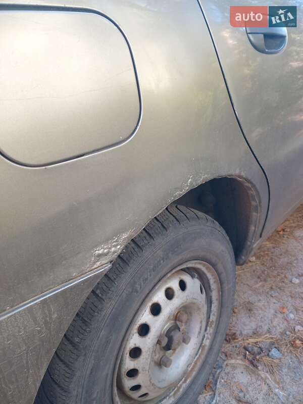 Седан Daewoo Sens 2005 в Буче