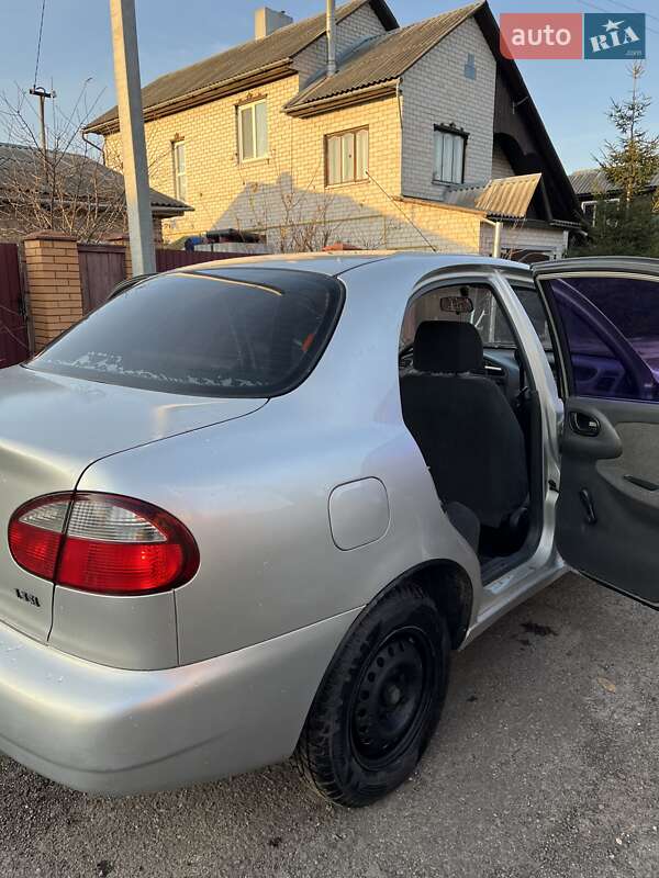 Седан Daewoo Sens 2005 в Чернігові