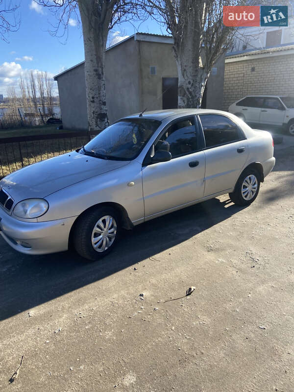 Седан Daewoo Sens 2006 в Миколаєві