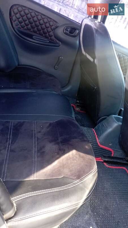 Седан Daewoo Sens 2003 в Броварах