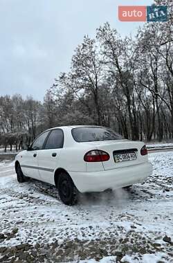 Седан Daewoo Sens 2003 в Калуші