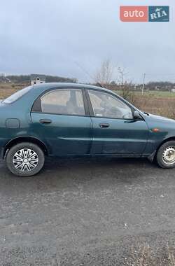 Седан Daewoo Sens 2003 в Сарнах