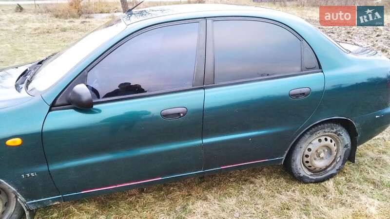 Седан Daewoo Sens 2004 в Сарнах