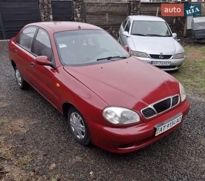 Седан Daewoo Sens 2008 в Хусті