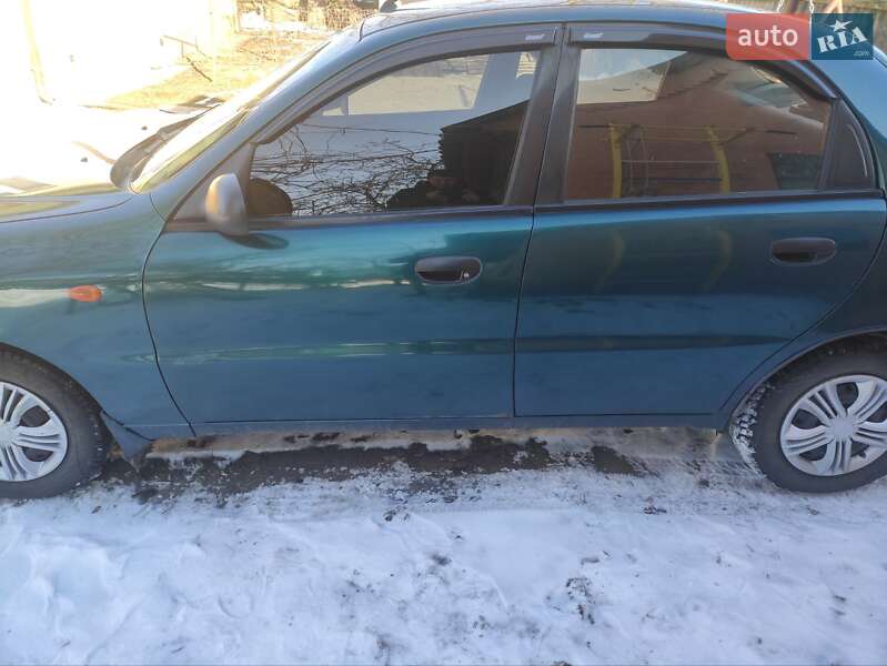 Седан Daewoo Sens 2003 в Ніжині