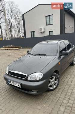 Седан Daewoo Sens 2011 в Львові