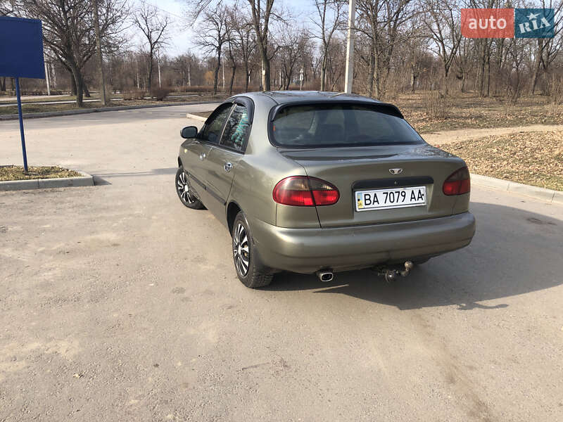 Седан Daewoo Sens 2004 в Кропивницькому