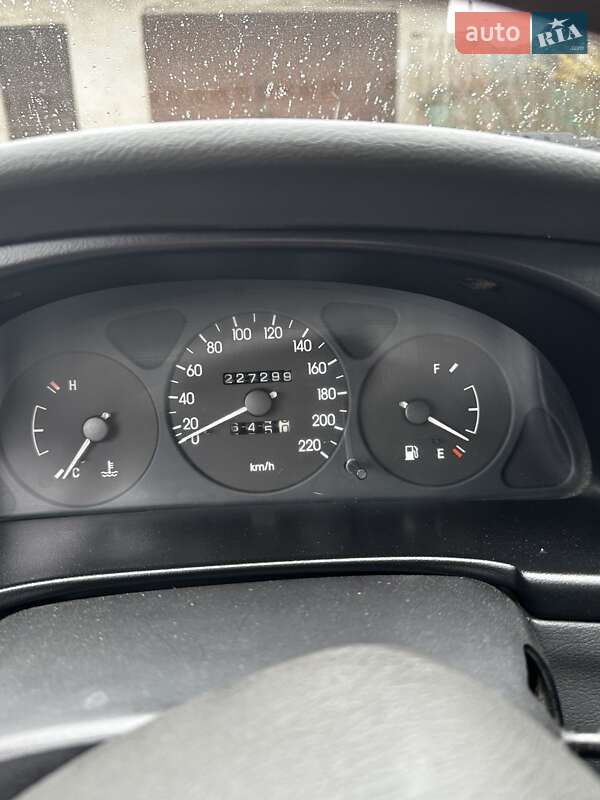 Седан Daewoo Sens 2006 в Бродах