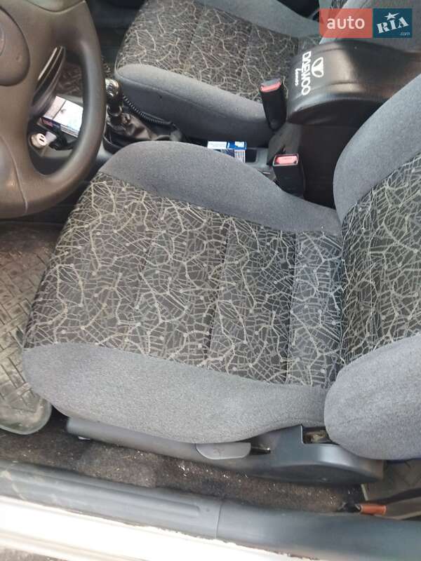 Седан Daewoo Sens 2004 в Дніпрі