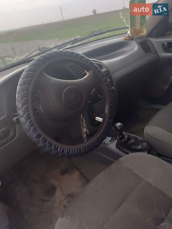 Седан Daewoo Sens 2006 в Еланце