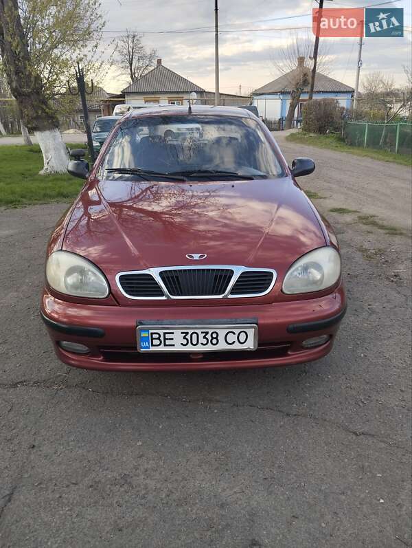 Седан Daewoo Sens 2004 в Первомайске