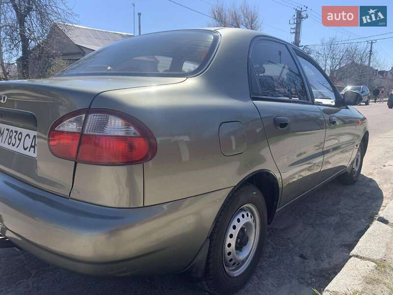 Седан Daewoo Sens 2003 в Житомире
