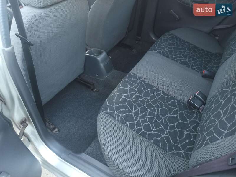 Седан Daewoo Sens 2003 в Каменском