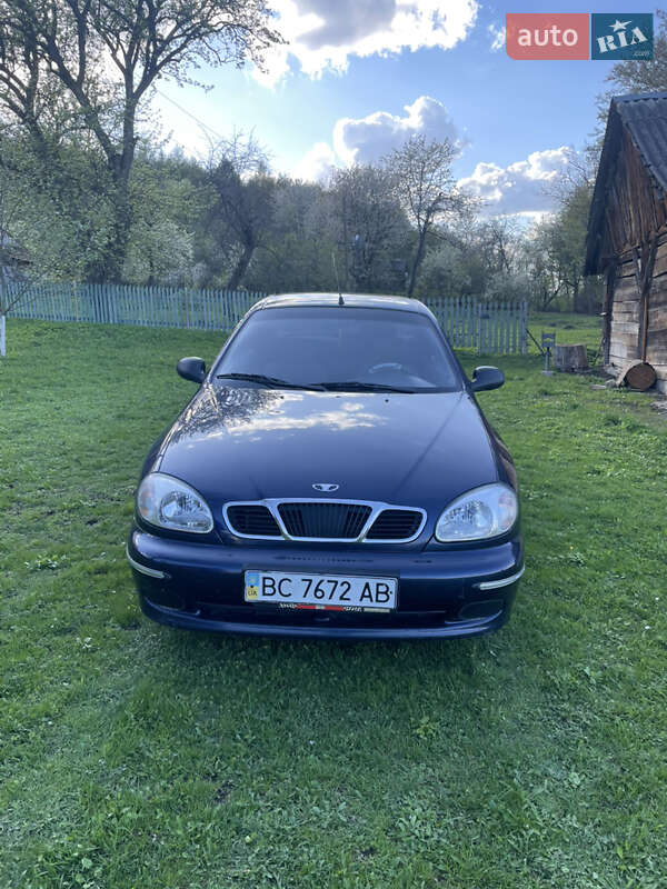 Седан Daewoo Sens 2003 в Львове