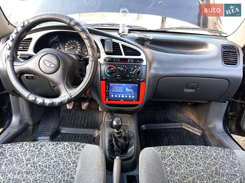 Седан Daewoo Sens 2010 в Сумах