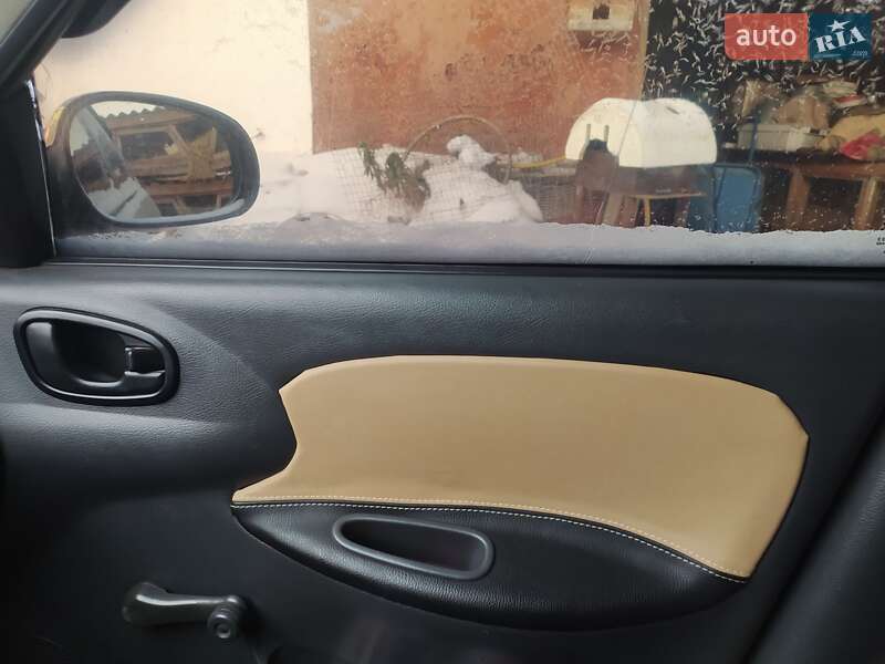 Седан Daewoo Sens 2004 в Богдановке